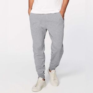 Lululemon Cross Cut Jogger 29.5"
Heathered Medium Grey-Large